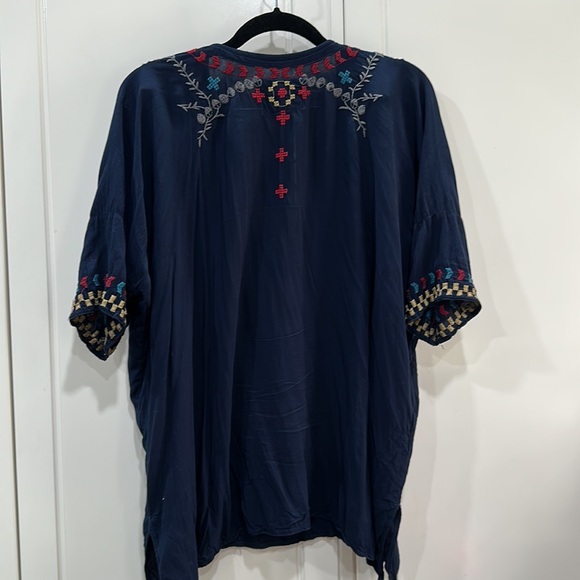 Johnny Was beautiful blue embroidered blouse size M - Picture 8 of 9